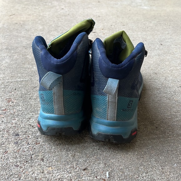 Salomon Outline Goretex Hiking Boots - Picture 3 of 5